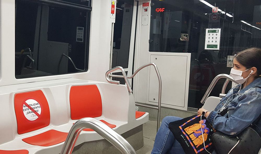 Los metros andaluces transportan 23 millones de viajeros en 2021, un 33,2% más que hace un año