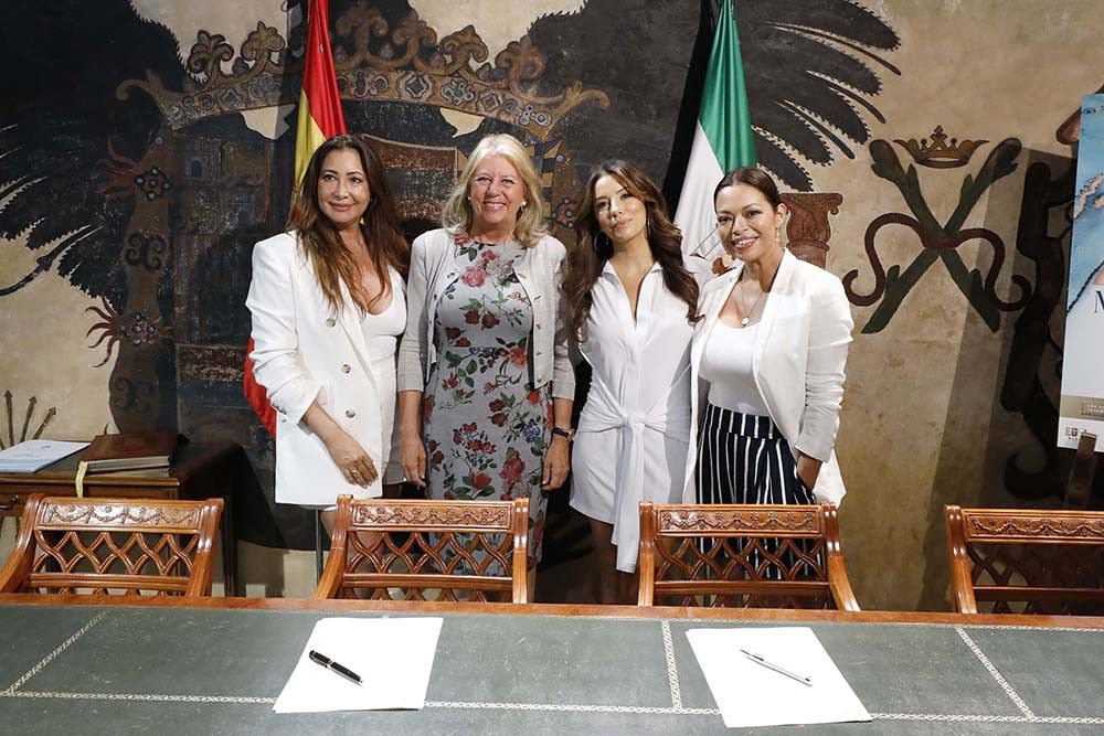 La alcaldesa firma un convenio con la Fundación Global Gift para respaldar su trabajo social en la ciudad