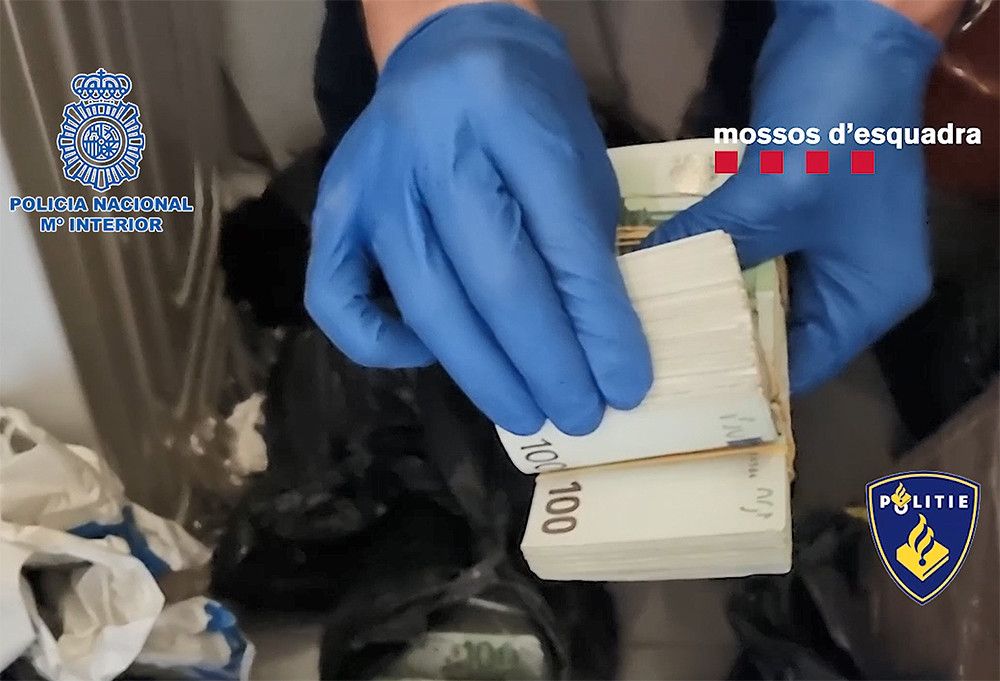 Policía Nacional y Mossos d’Esquadra frustran el intento de la mafia holandesa de asentarse en Cataluña en una operación en los Países Bajos, donde se intervienen 2.000.000 de euros
