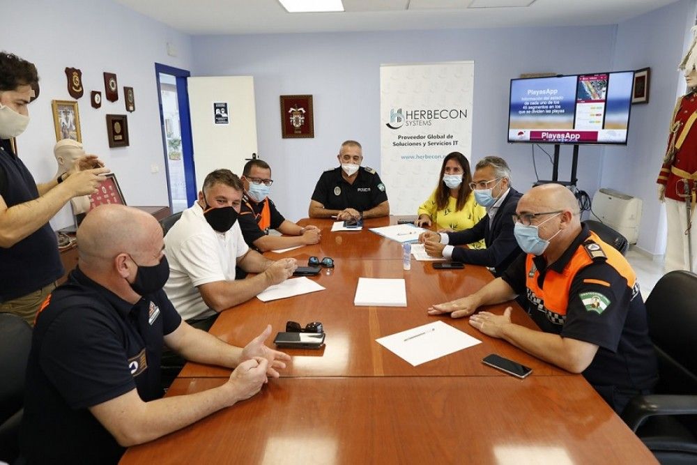 El Ayuntamiento informará a los usuarios del aforo de las playas en tiempo real a través de una aplicación móvil