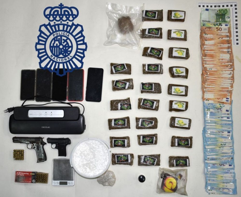 La Policía Nacional desarticula una organización criminal con seis "guarderías" de droga en Galicia