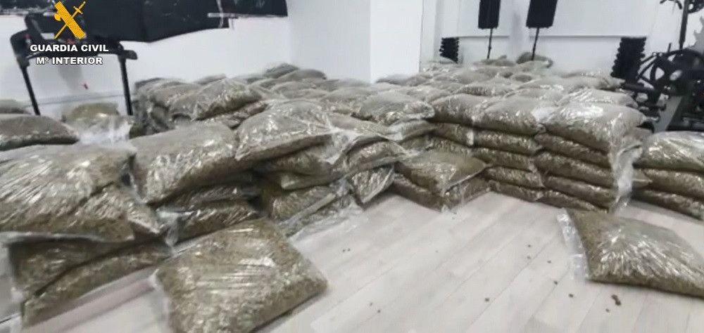 Intervenidas en Almería más de cinco toneladas y media de marihuana envasada