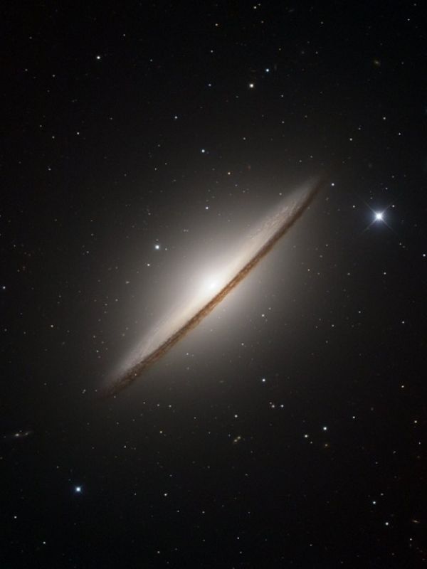 Nuevas pistas sobre el origen de la enigmática galaxia del Sombrero