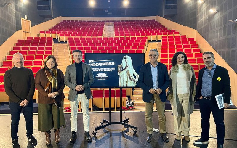La Diputación buscará fórmulas de colaboración con In-Progress, el proyecto de residencias y creación en torno al flamenco de Torrox