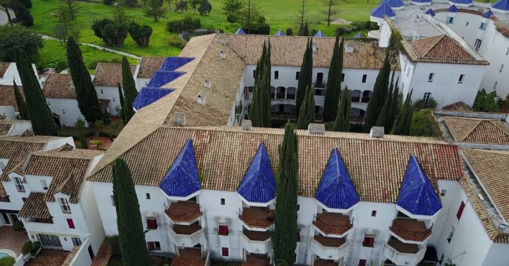 La Junta gastará 20 millones de euros de dinero europeo para reconstruir el antiguo Hotel Byblos de Mijas, propiedad de una multinacional del sector