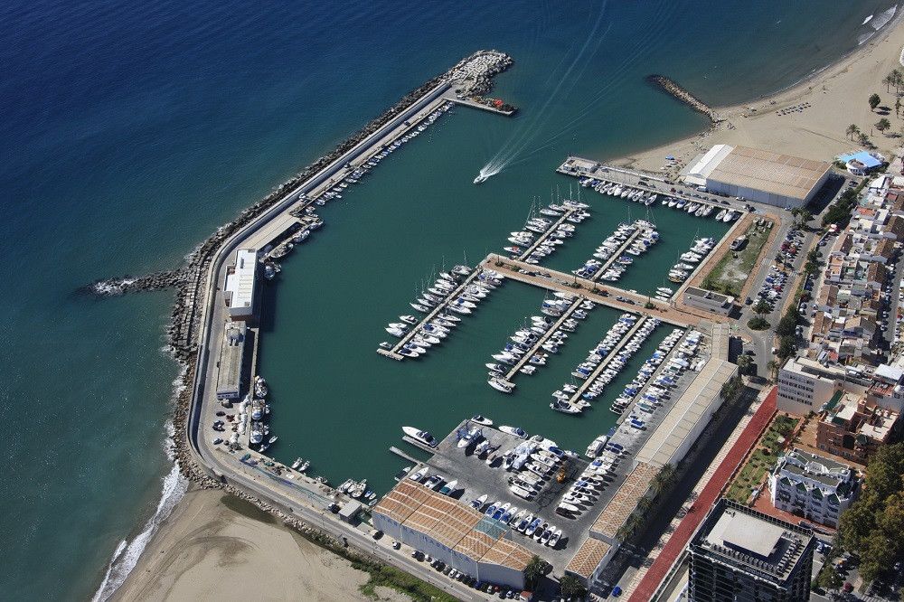 La Consejería de Fomento recibe 48 ofertas para la ejecución de las obras de mejora del puerto de Marbella