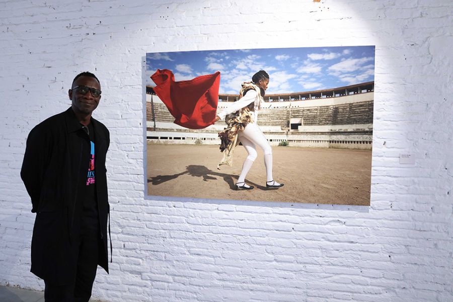 La Diputación de Málaga reúne a 36 artistas contemporáneos en Ozangé, la primera Bienal de Fotografía Africana en España