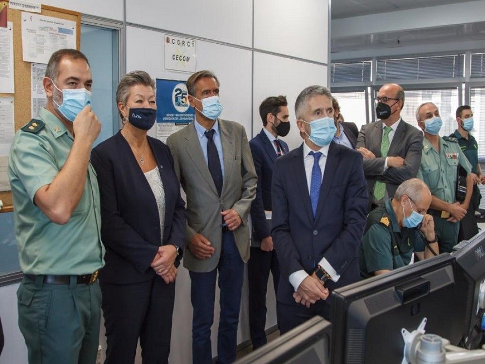El ministro del Interior visita Canarias ante el nuevo aluvión de pateras