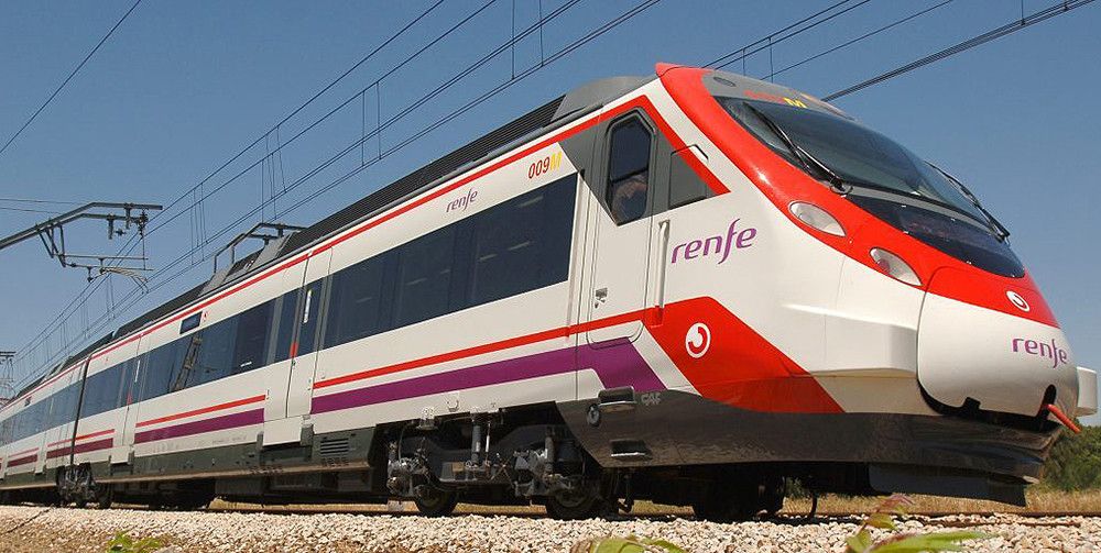 Transportes modifica las condiciones de los abonos gratuitos de Media Distancia para evitar su uso irregular