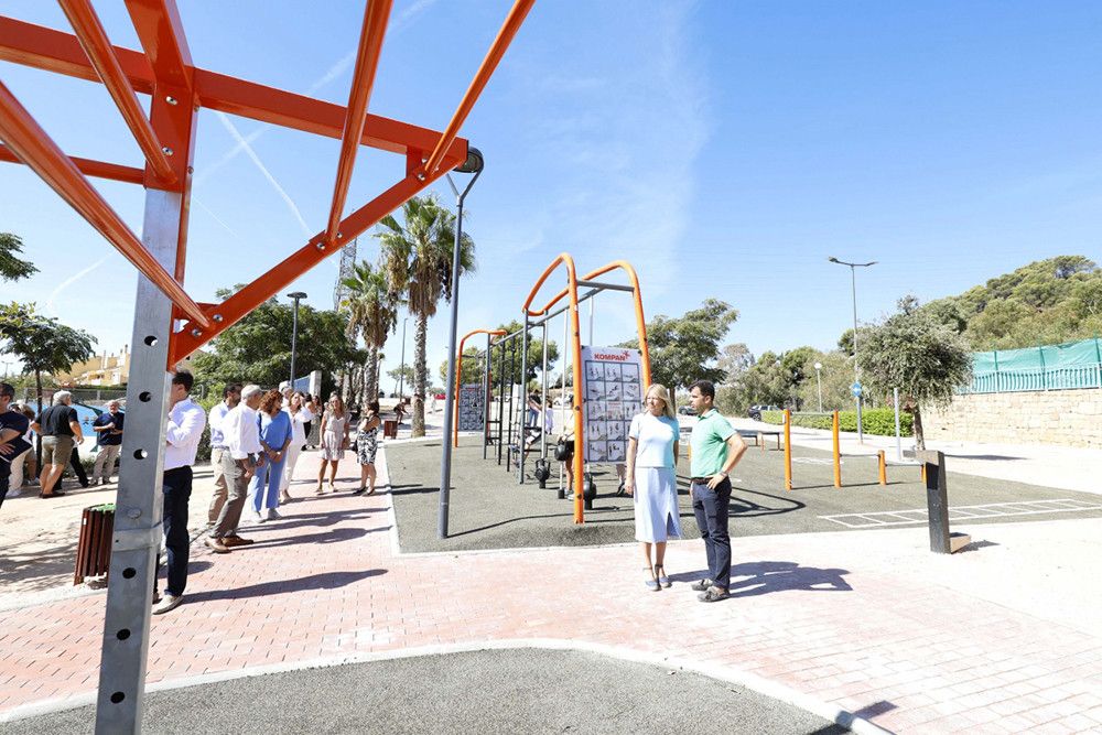 El Ayuntamiento termina los trabajos para dotar a Xarblanca de un nuevo parque público de 7.000 m² con áreas de juegos infantiles, deportivas, circuitos peatonales y aparcamientos