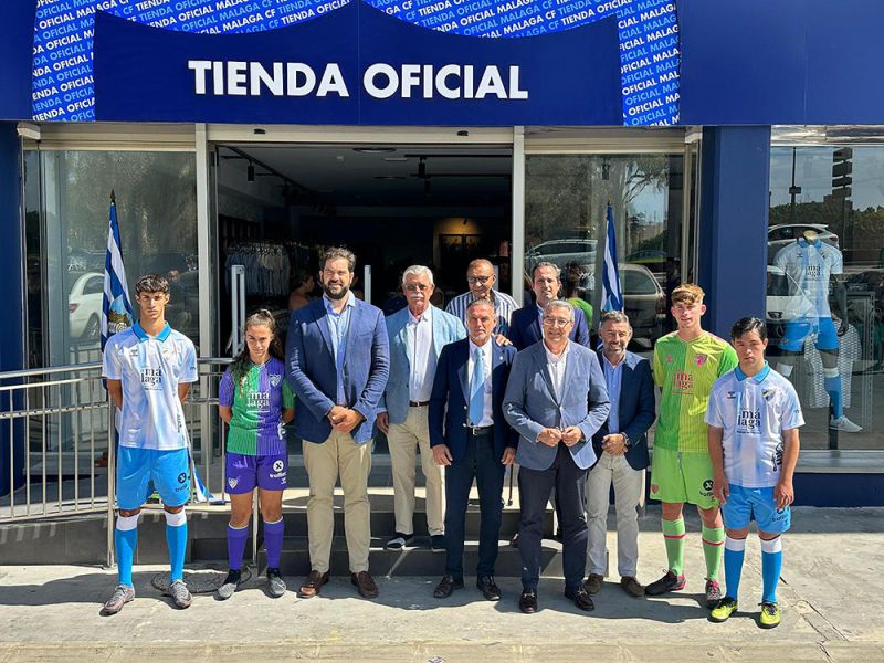 Presentada la nueva equipación del Málaga C.F