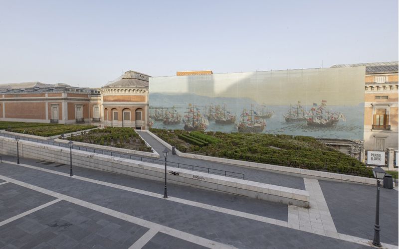 Una lona de 934m2 permite ver el mar desde el Prado