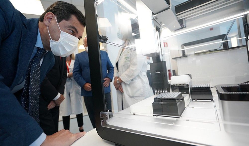 Andalucía amplía en casi 5.000 PCR diarias la detección del Covid-19 que realizarán dos estaciones robotizadas en Málaga y Sevilla