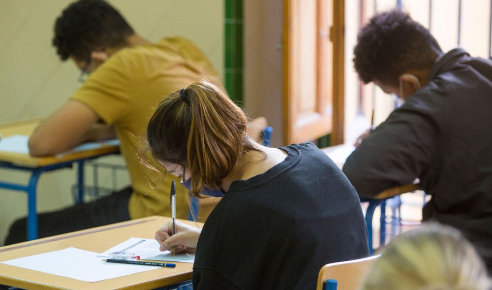 Ocho institutos andaluces ofertan la doble titulación de Bachillerato español y francés