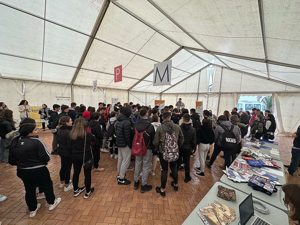 La Diputación presenta a 200 jóvenes oportunidades de empleo en el ámbito rural
