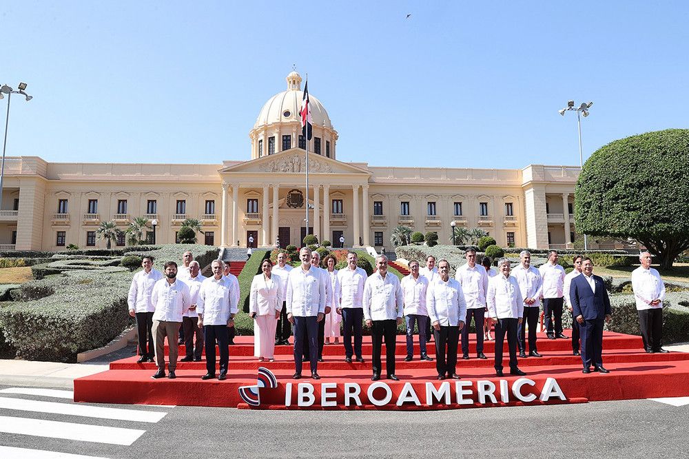 La Cumbre Iberoamericana termina con una vaga declaración formal para evitar molestar a algún país participante o a alguno de los ausentes