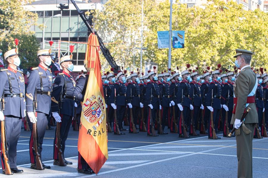 Los reyes presiden el desfile por el Día de la Fiesta Nacional