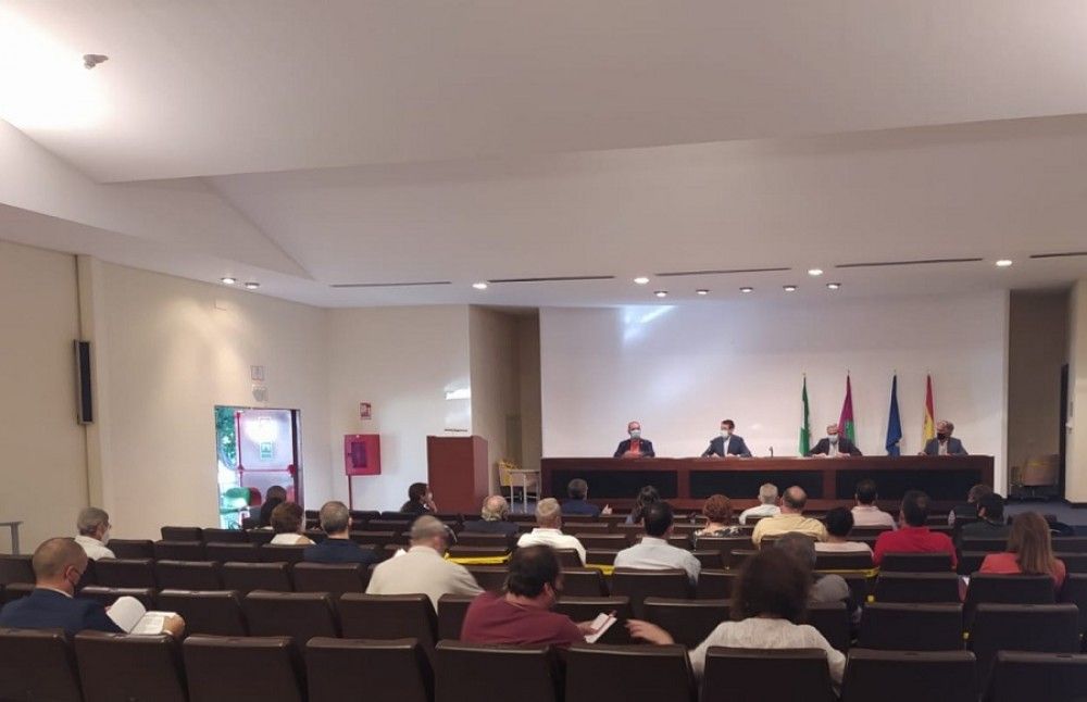 Agricultura informa a las bodegas de vino de las Denominaciones de Origen Málaga y Sierras de Málaga sobre las medidas de apoyo frente al covid-19