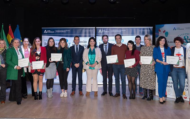 Docentes de los IES Concha Méndez Cuesta (Torremolinos) y Cánovas del Castillo (Málaga), premiados en la XXXII edición de los Premios Joaquín Guichot