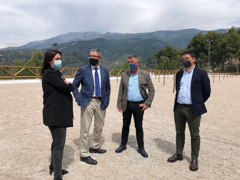 Inaugurado el nuevo parking de caravanas y autocaravanas de Canillas de Albaida El Mosquín’