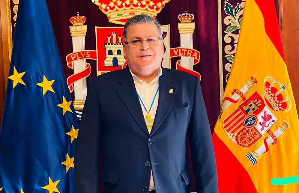 El PSOE pide al Ayuntamiento que asuma el coste de los "enganches" de agua y luz en los hogares que carezcan de estos servicios
