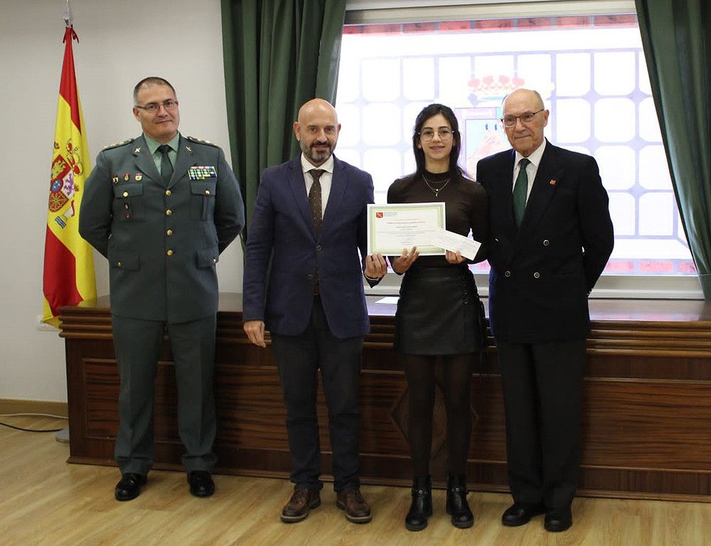 HABECU hace entrega en la Comandancia de la Guardia Civil de Málaga del premio a la “Excelencia Académica”