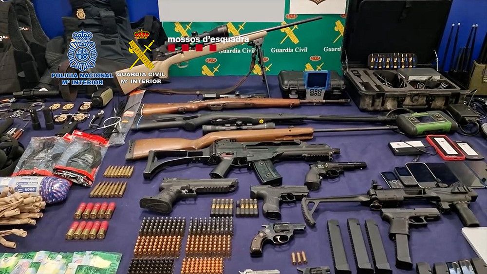 Desarticulados dos grupos criminales especializados en robos con fuerza en cajeros automáticos con explosivos