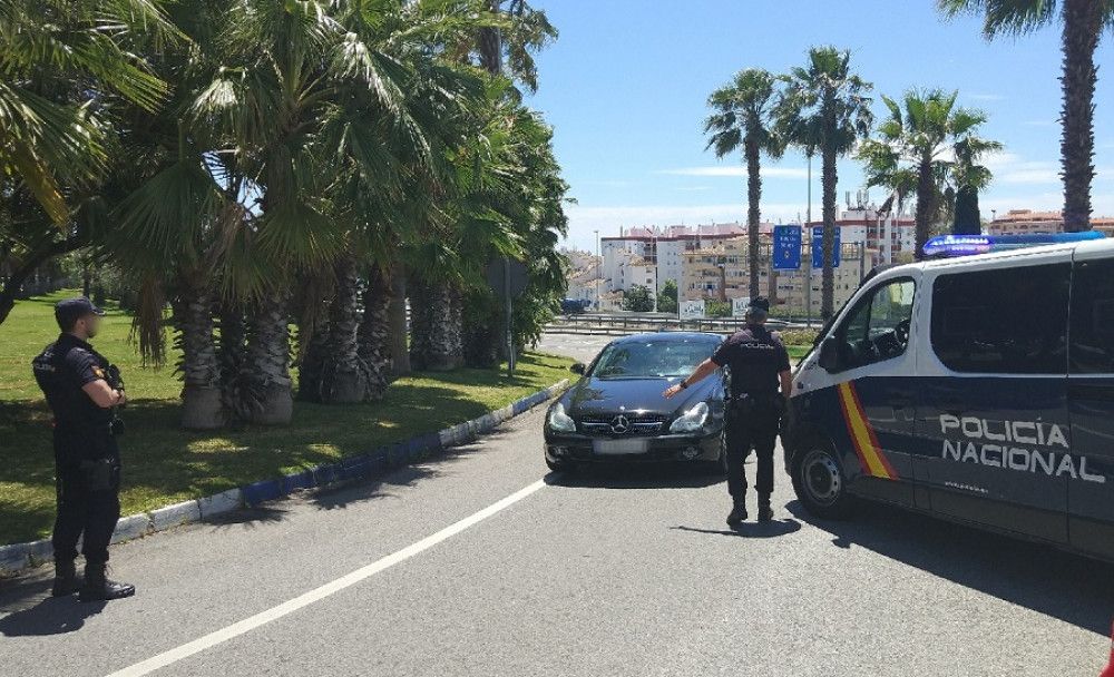 La Policía Nacional interviene un kilo de cocaína al conductor de una furgoneta tras una maniobra evasiva en Marbella