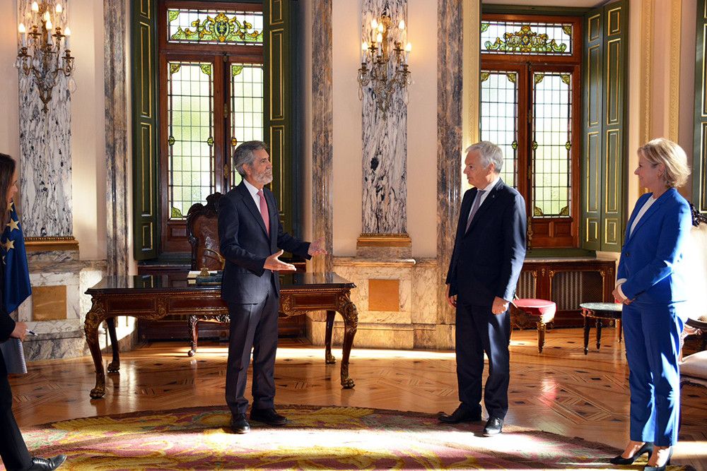 El presidente del CGPJ y el comisario de Justicia de la UE se han reunido esta mañana para hablar de la renovación de cargos en el Poder Judicial