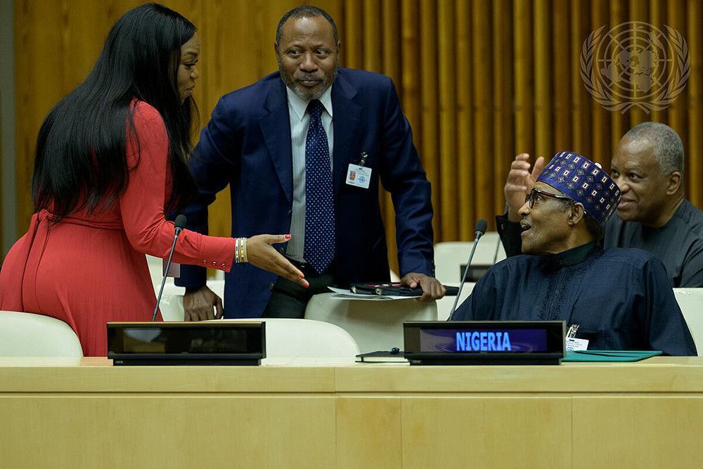 El presidente de Nigeria retira a todos los embajadores de su país en el mundo