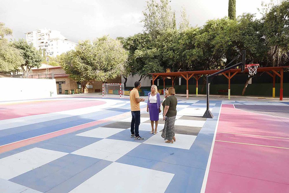 El Ayuntamiento destina en los últimos tres años cerca de 4 millones de euros a la conservación y mantenimiento de los colegios del municipio