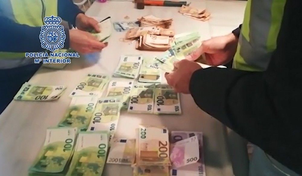 La Policía Nacional desarticula una organización de narcos dedicada a distribuir grandes cantidades de marihuana en Europa
