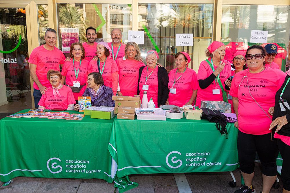 La XI Carrera Solidaria Marea Rosa congregó ayer a más de 3.000 participantes