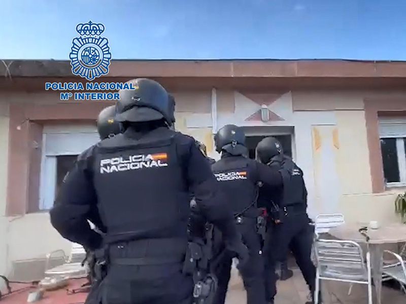 La Policía Nacional desarticula una organización criminal que trasladaba cocaína oculta en maceteros a través del puerto de Málaga