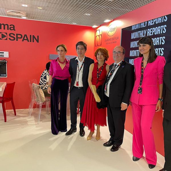 El ministro de Cultura visita el Marché du Film del Festival de Cannes 2023, en el que España es País Invitado de Honor