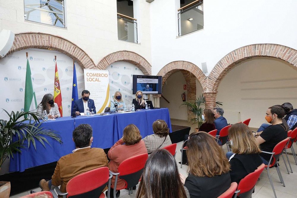 El Ayuntamiento pretende realizar en los próximos 3 ó 4 años una "transformación que consideramos ineludible" del Casco Antiguo