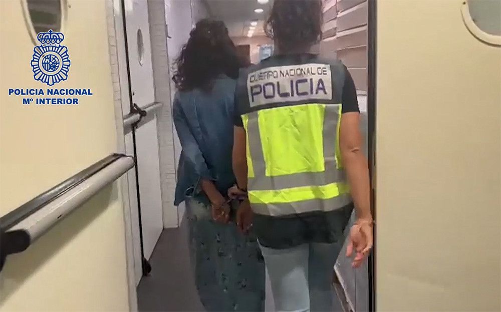 La Policía Nacional desarticula una red que ofrecía “ganar dinero desde su domicilio” con falsas inversiones en criptomonedas