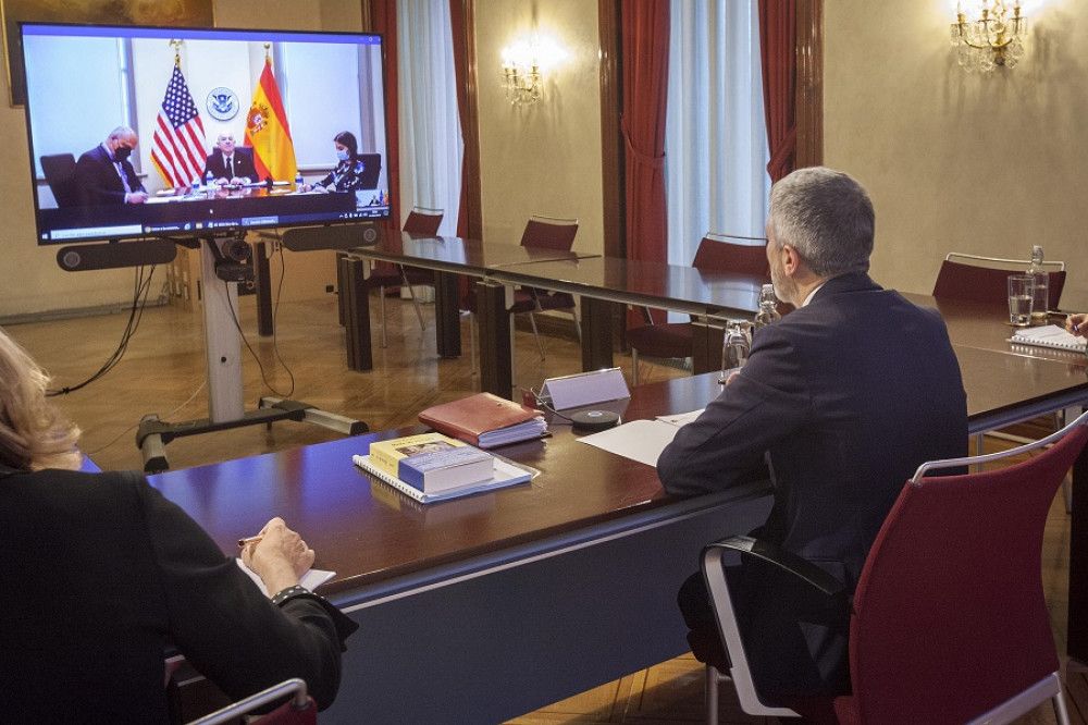 Primer contacto del ministro del Interior con su homólogo en la administración Biden, el secretario de Seguridad Nacional, Alejandro Mayorkas