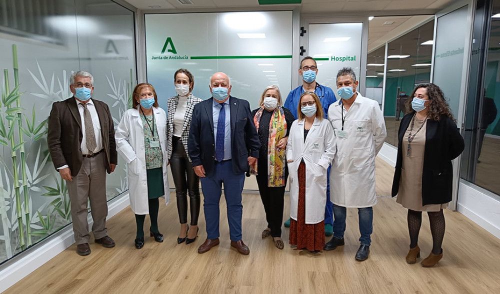 Salud y Familias construye un nuevo quirófano y amplía las urgencias del Hospital Infanta Elena