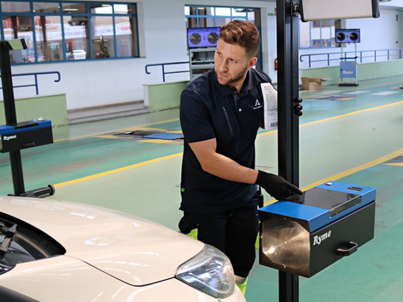 Las ITV de Andalucía refuerzan su plantilla con 343 inspectores para la campaña de verano