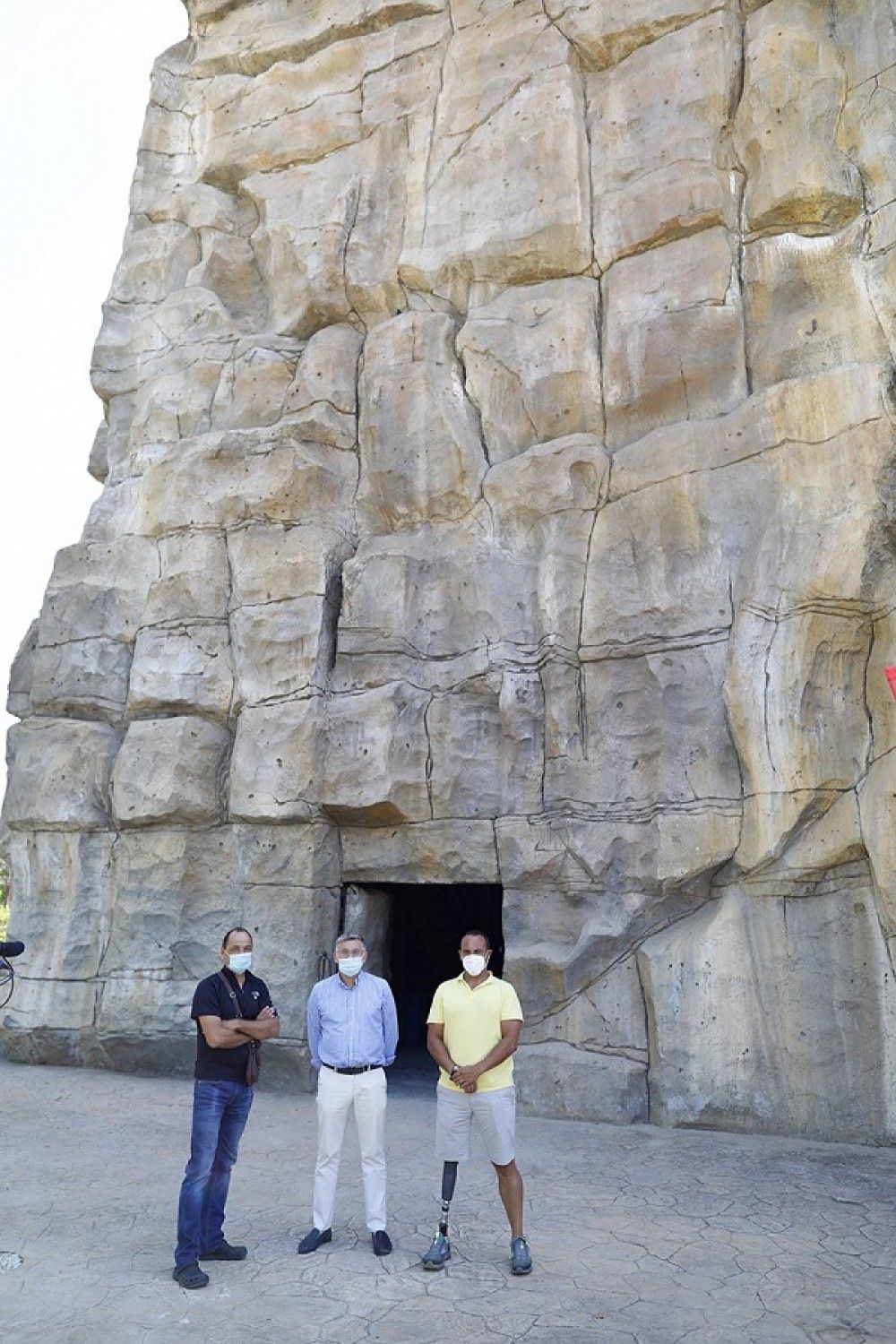 El Ayuntamiento reabre El tornillo’ y otras dos superficies de escalada del rocódromo de San Pedro Alcántara