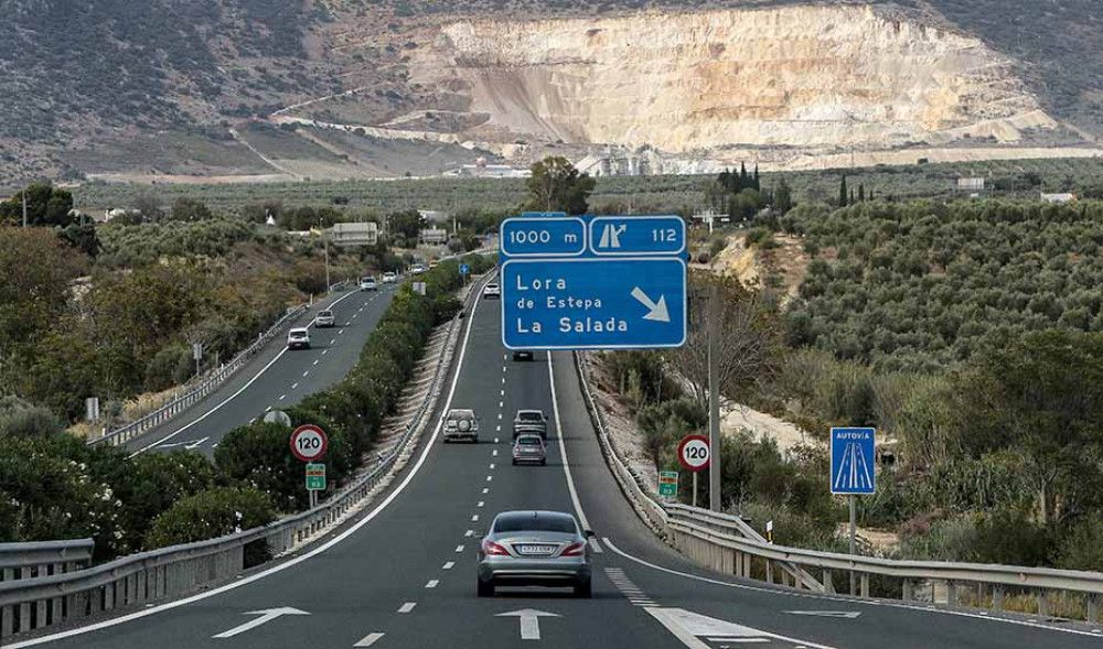 Licitada la plantación de 9.500 arbustos y plantas junto a las carreteras de más tráfico de Andalucía
