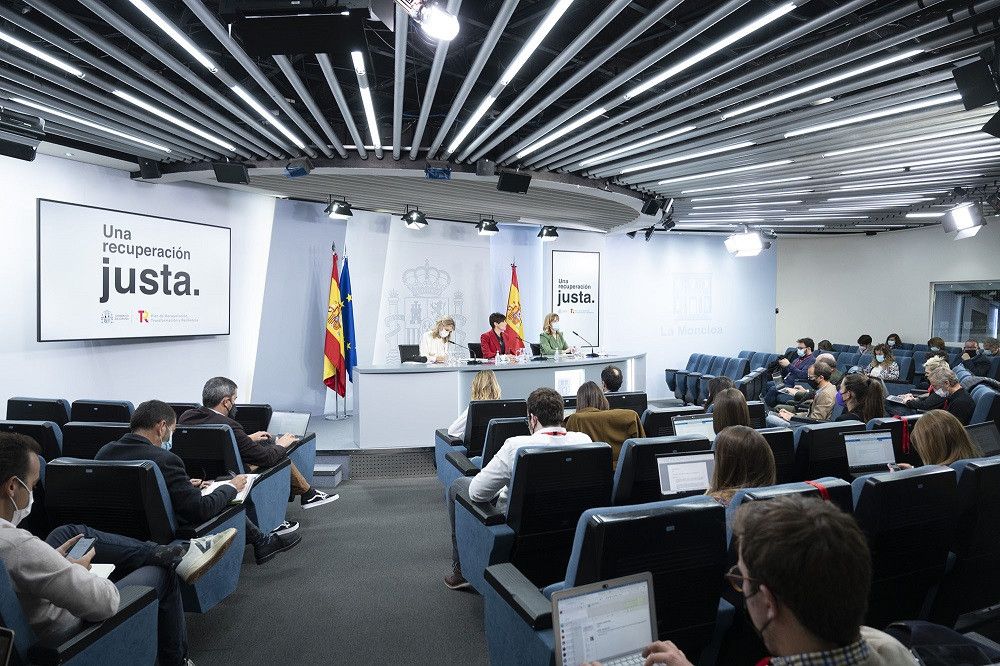 El Gobierno cambia las normas para la educación con el curso ya comenzado rebajando aún más el nivel educativo de los alumnos
