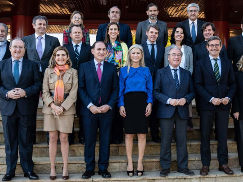 La Junta potencia la alianza con las empresas para generalizar la FP Dual en toda Andalucía