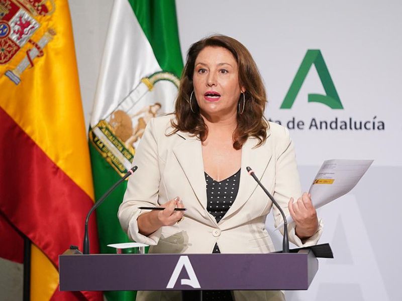 La consejera de Agricultura pide al presidente del Gobierno que aclare la conexión de socialistas alemanes con el boicot a la fresa onubense