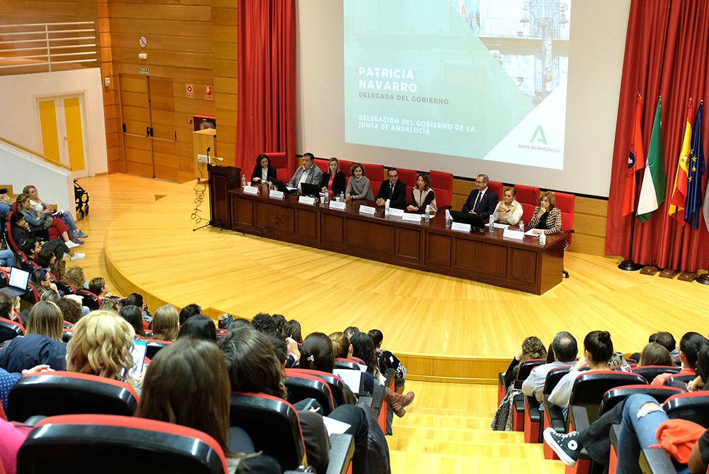 Bienvenida en Málaga a los 486 funcionarios docentes que harán las prácticas en la provincia