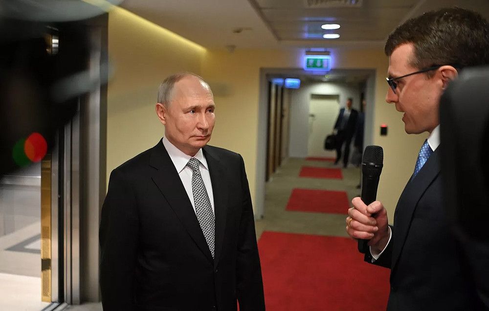 Putin advierte de medidas recíprocas si Kiev utiliza municiones de racimo