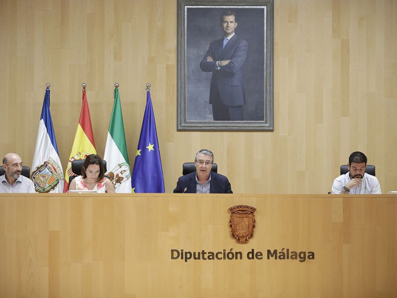 Diputación aprueba una modificación presupuestaria para financiar las ayudas de 17 millones de euros a los ayuntamientos por la sequía