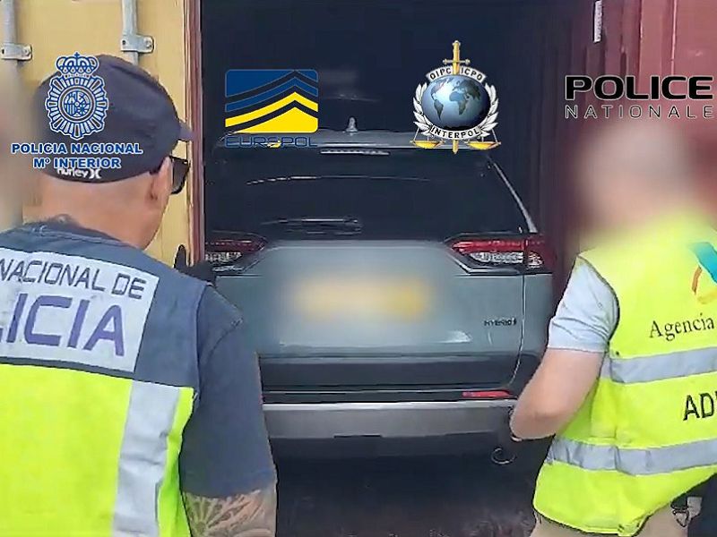 Desarticulada una activa organización internacional especializada en el tráfico ilícito de vehículos que robó más de 170 coches