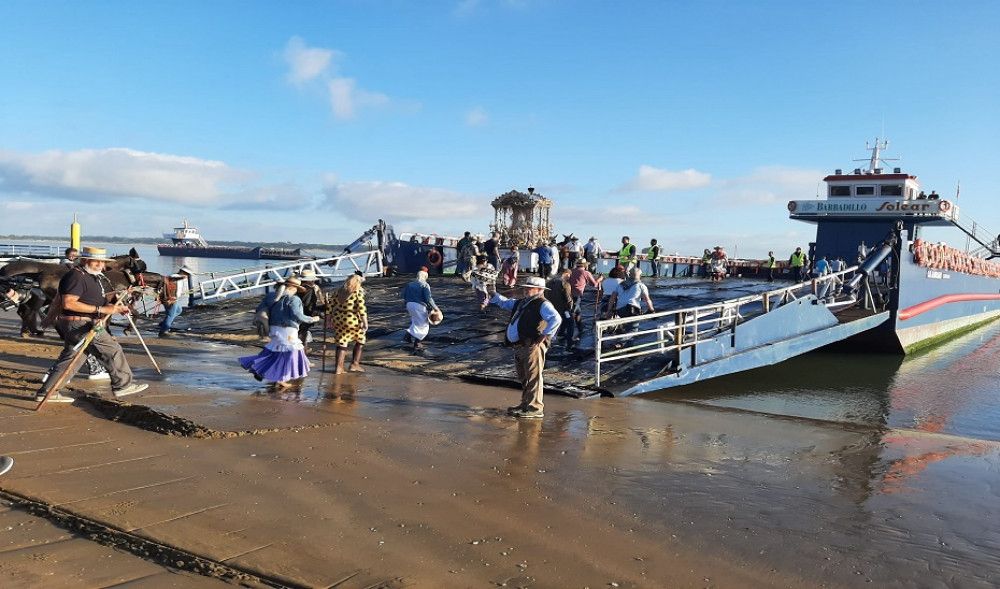Comienzan los pasos por Bajo de Guía en Sanlúcar de Barrameda y el Vado del Quema en Aznalcázar